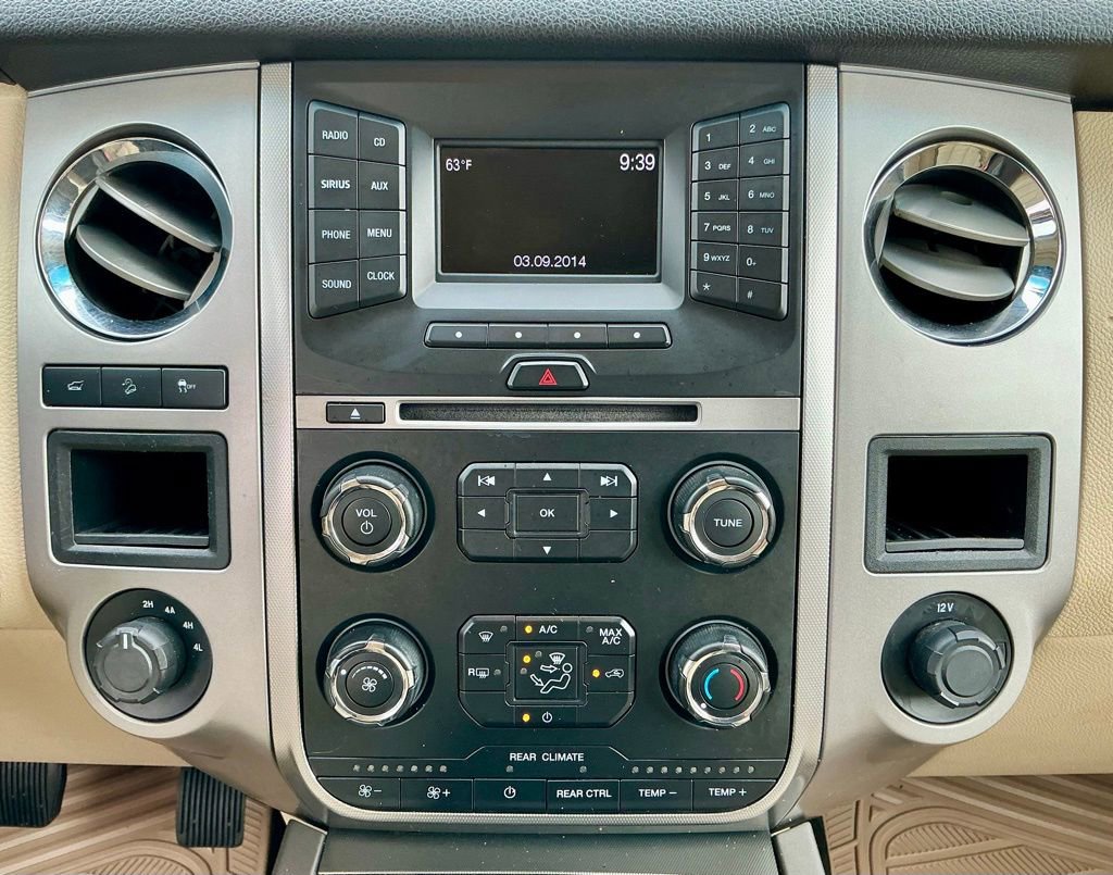 Used 2017 Ford Expedition EL XLT w/ Equipment Group 201A AWD/4WD image 34