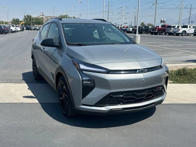 Certified 2027 Chevrolet Bolt RS w/ Technology Package FWD image 9