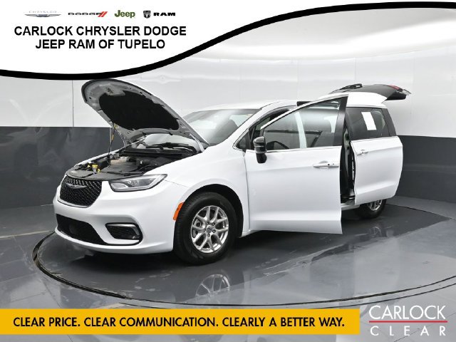Used 2025 Chrysler Pacifica Select FWD image 67