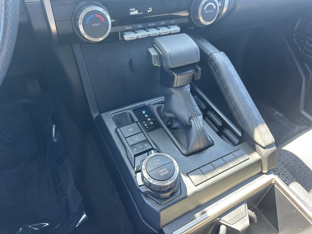 Used 2025 Toyota 4Runner SR5 image 17