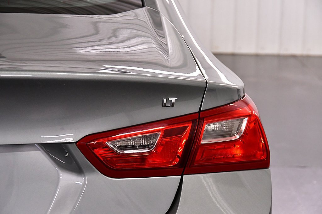 Used 2024 Chevrolet Malibu LT image 11