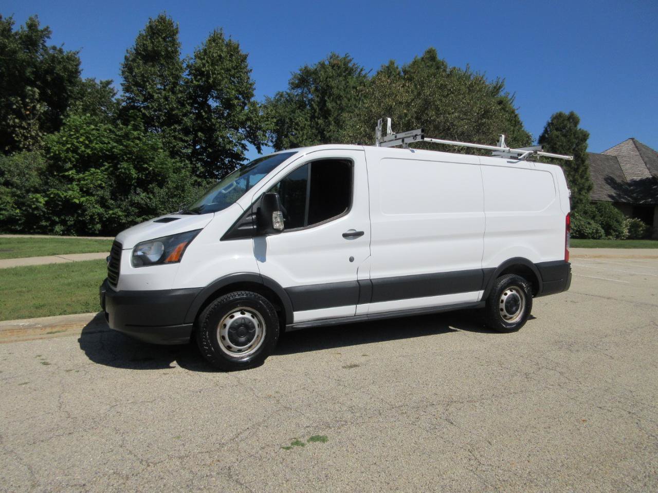 Used 2015 Ford Transit 150 130 Low Roof RWD image 24