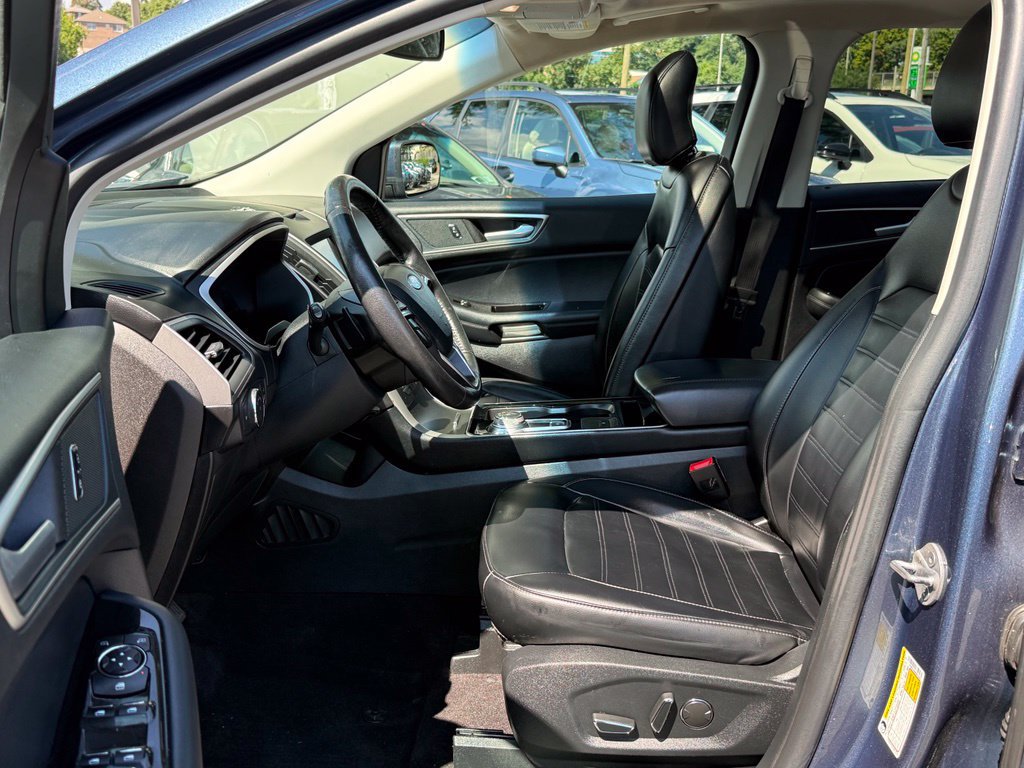 Used 2019 Ford Edge SEL w/ Equipment Group 201A AWD/4WD image 23