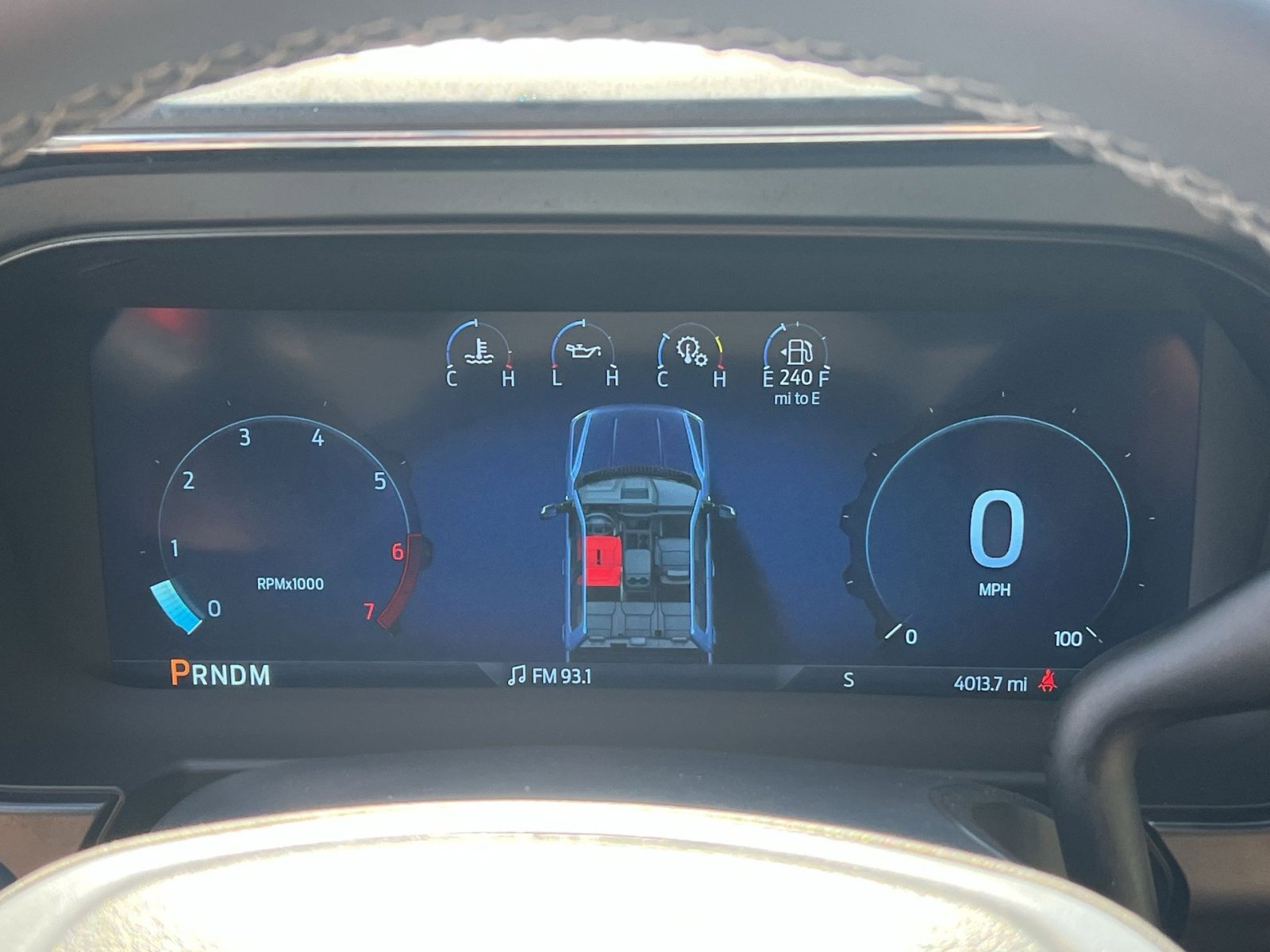 Used 2025 Ford F250 Lariat w/ Black Appearance Package image 17