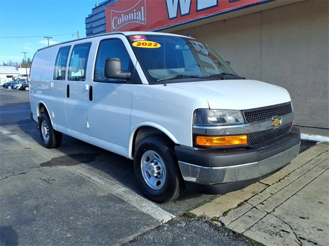 Used 2022 Chevrolet Express 2500 w/ Driver Convenience Package image 2