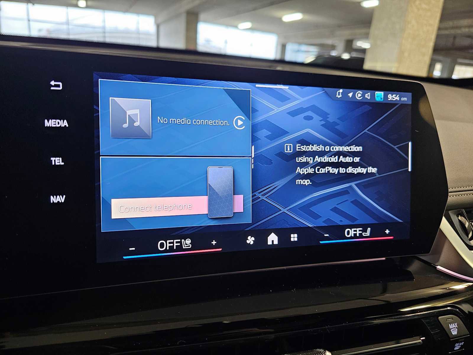 Used 2025 BMW X1 xDrive28i w/ Technology Package image 15