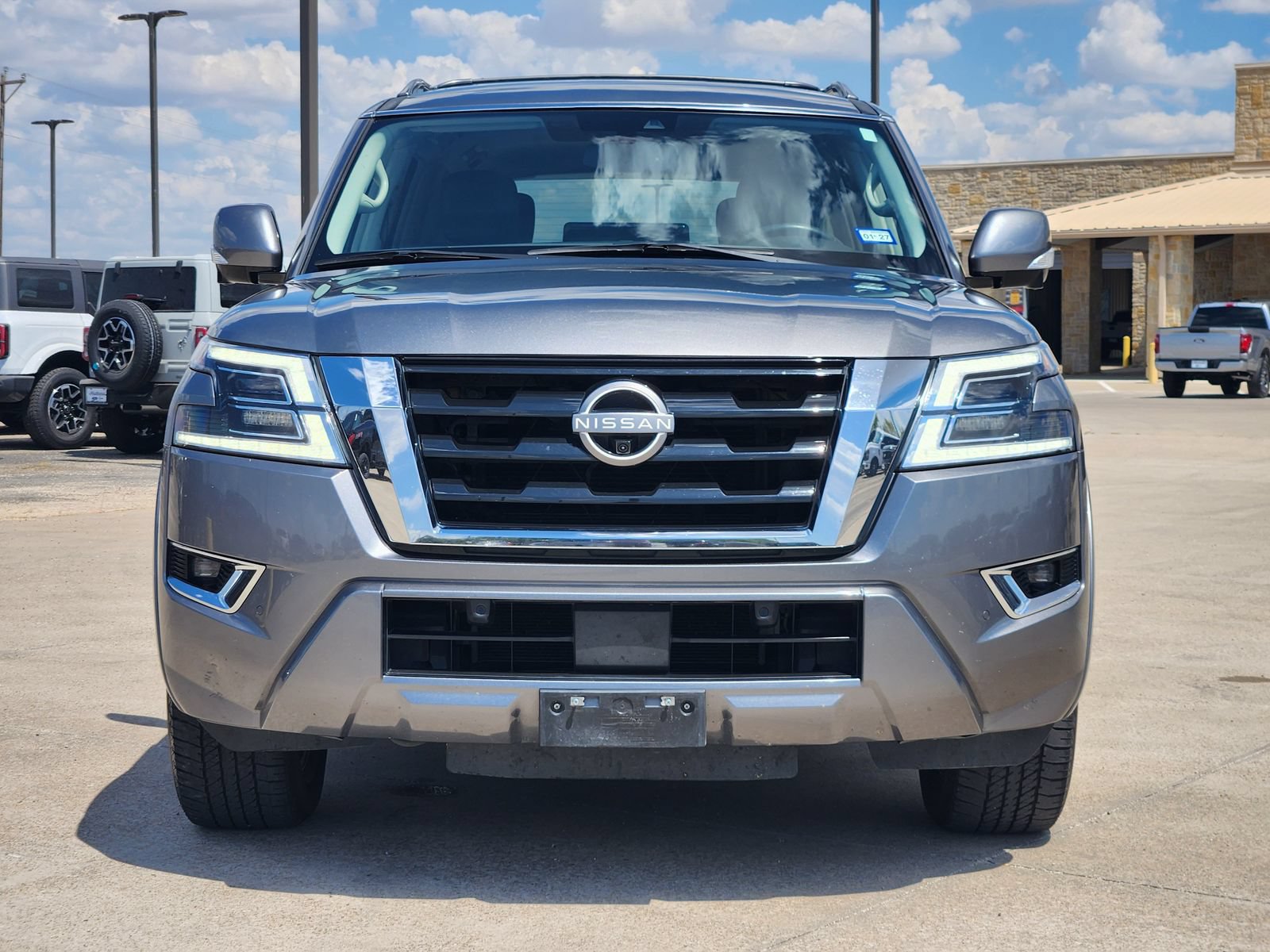 Used 2021 Nissan Armada SL w/ Captain's Chairs Package RWD image 6