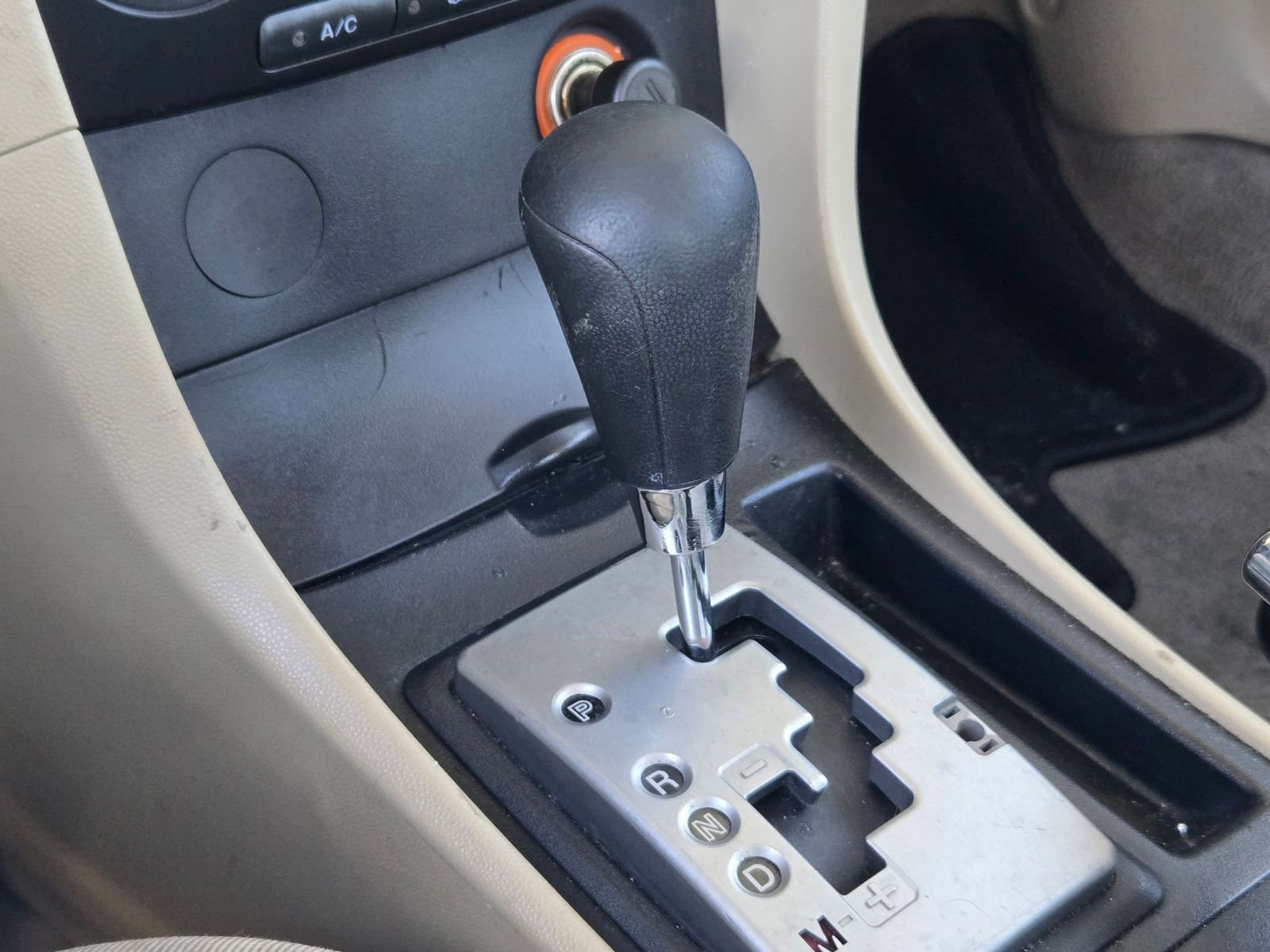 Used 2009 MAZDA MAZDA3 i Touring Value FWD image 14