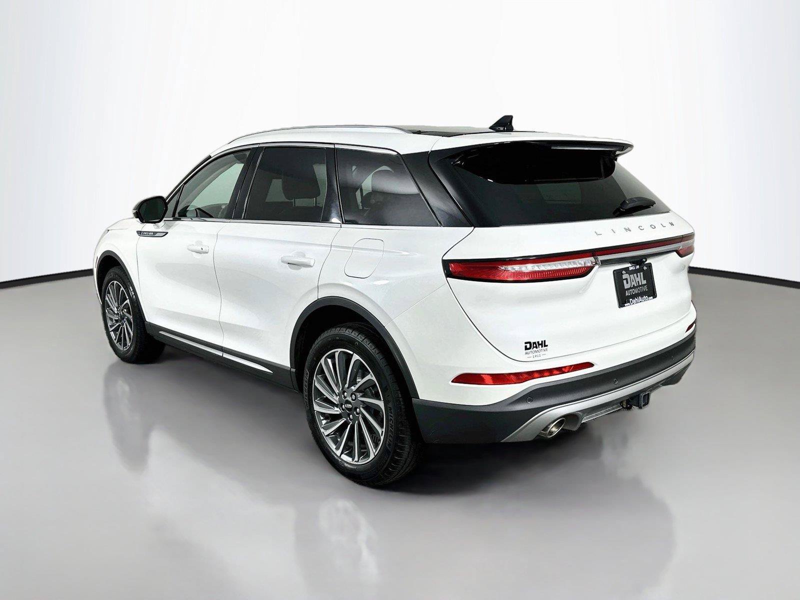 Used 2023 Lincoln Corsair Reserve w/ Equipment Group 201A AWD/4WD image 10