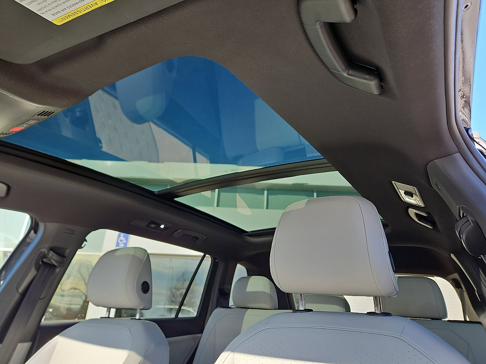 Certified 2023 Volkswagen Tiguan SE R-Line FWD image 12