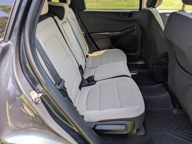 Used 2022 Ford Escape SE w/ Convenience Package AWD/4WD image 32