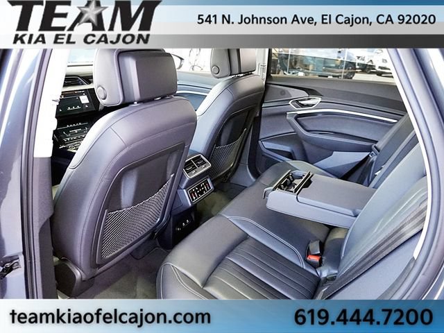 Used 2024 Audi Q8 e-tron Premium Plus AWD/4WD image 20