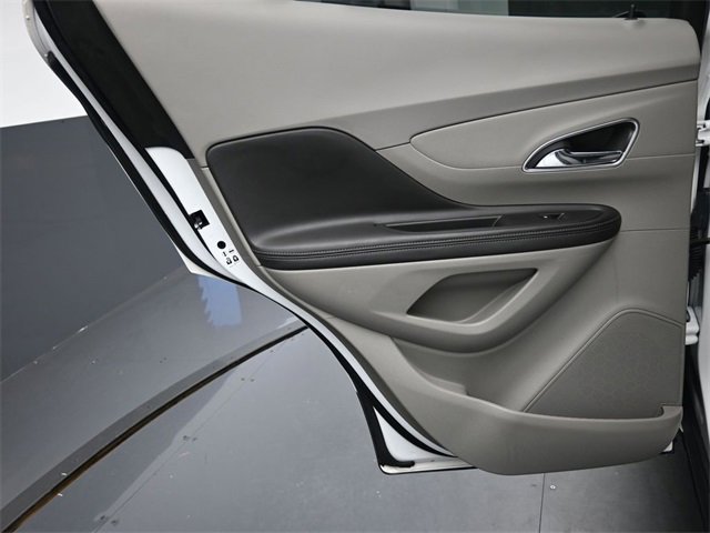 Used 2016 Buick Encore FWD image 22