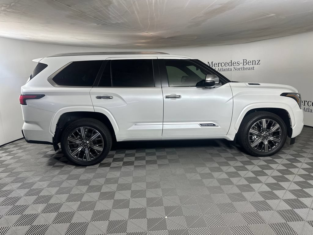 Used 2026 Toyota Sequoia Capstone AWD/4WD image 8