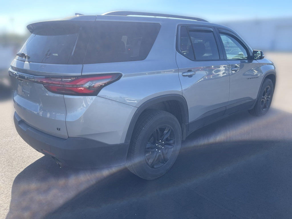 Used 2023 Chevrolet Traverse LT AWD/4WD image 4