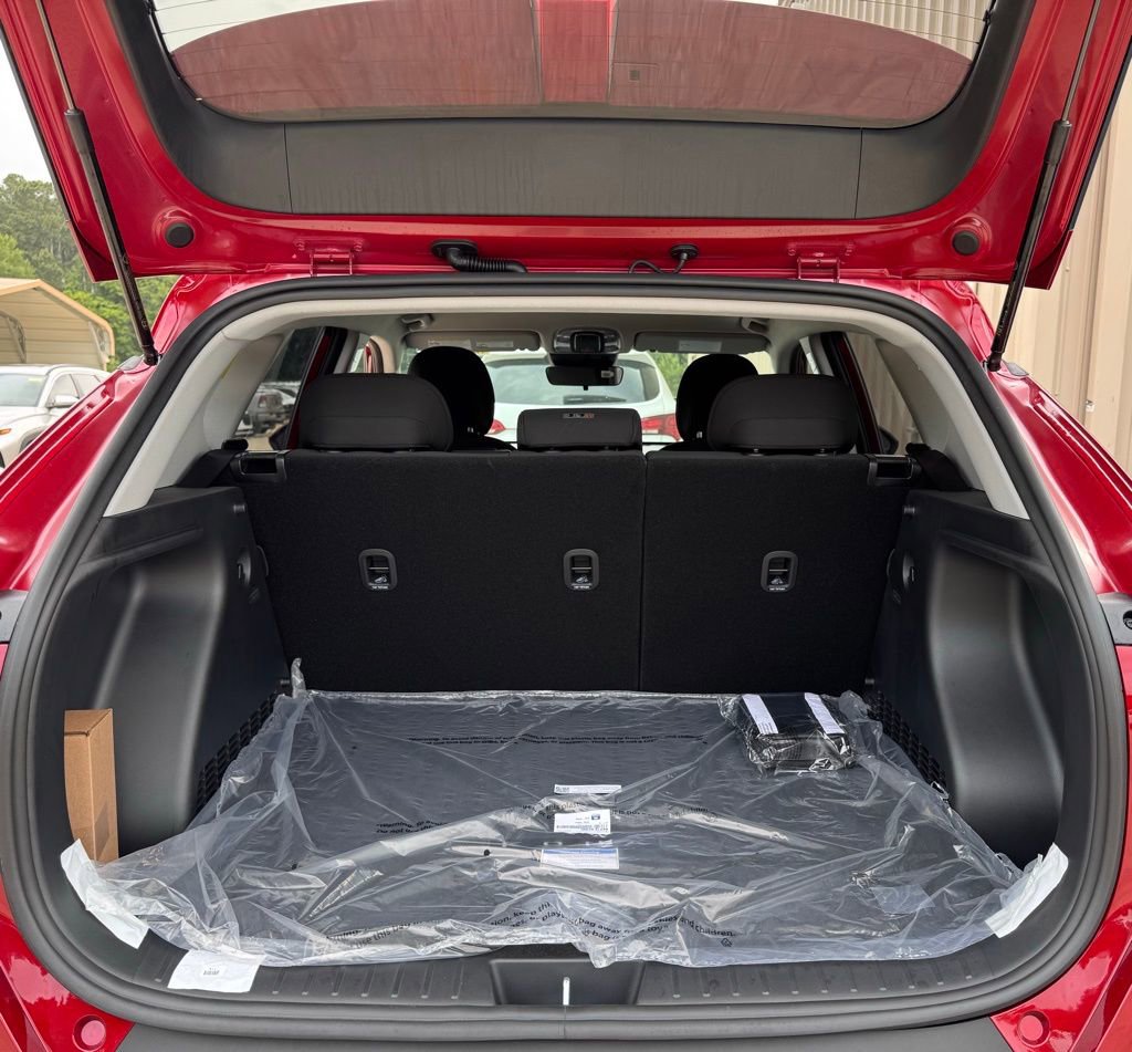 New 2026 Hyundai Kona SE FWD image 12