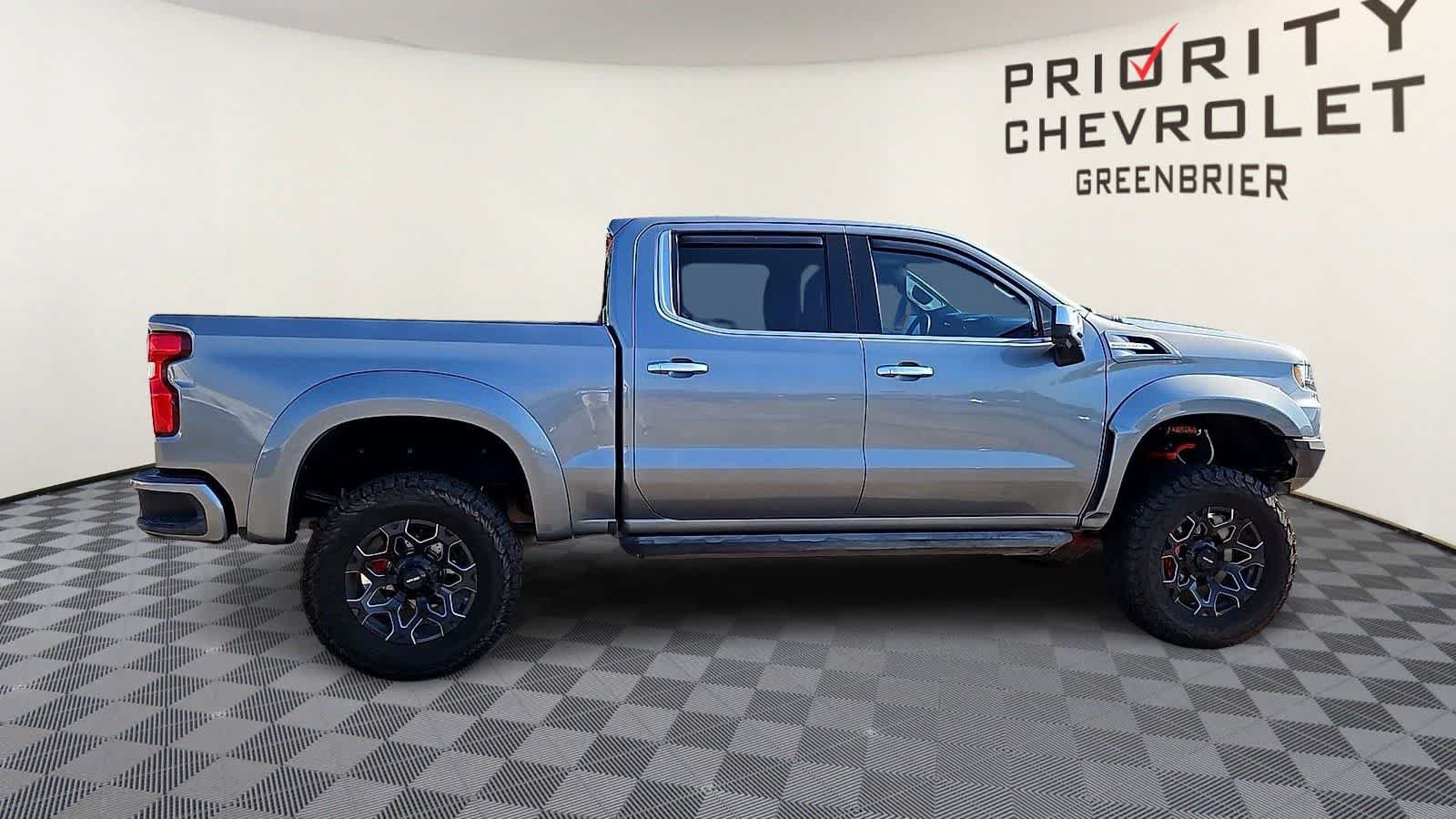 Used 2020 Chevrolet Silverado 1500 LTZ w/ LTZ Plus Package AWD/4WD image 9
