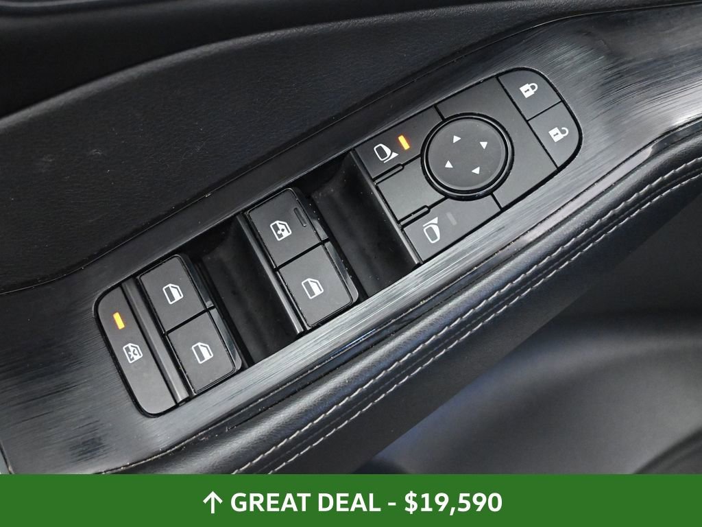 Used 2024 Nissan Rogue SV image 26