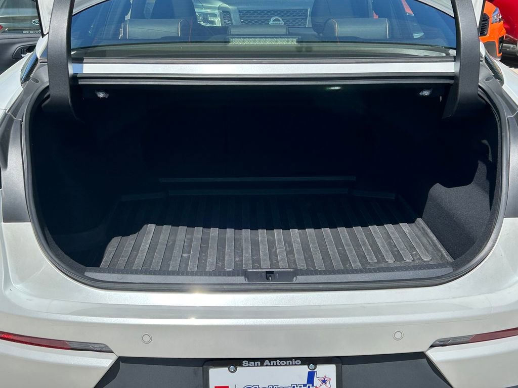 Used 2023 Toyota Crown Platinum image 15