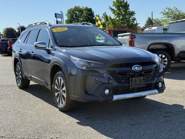 Used 2025 Subaru Outback Touring XT AWD/4WD image 4