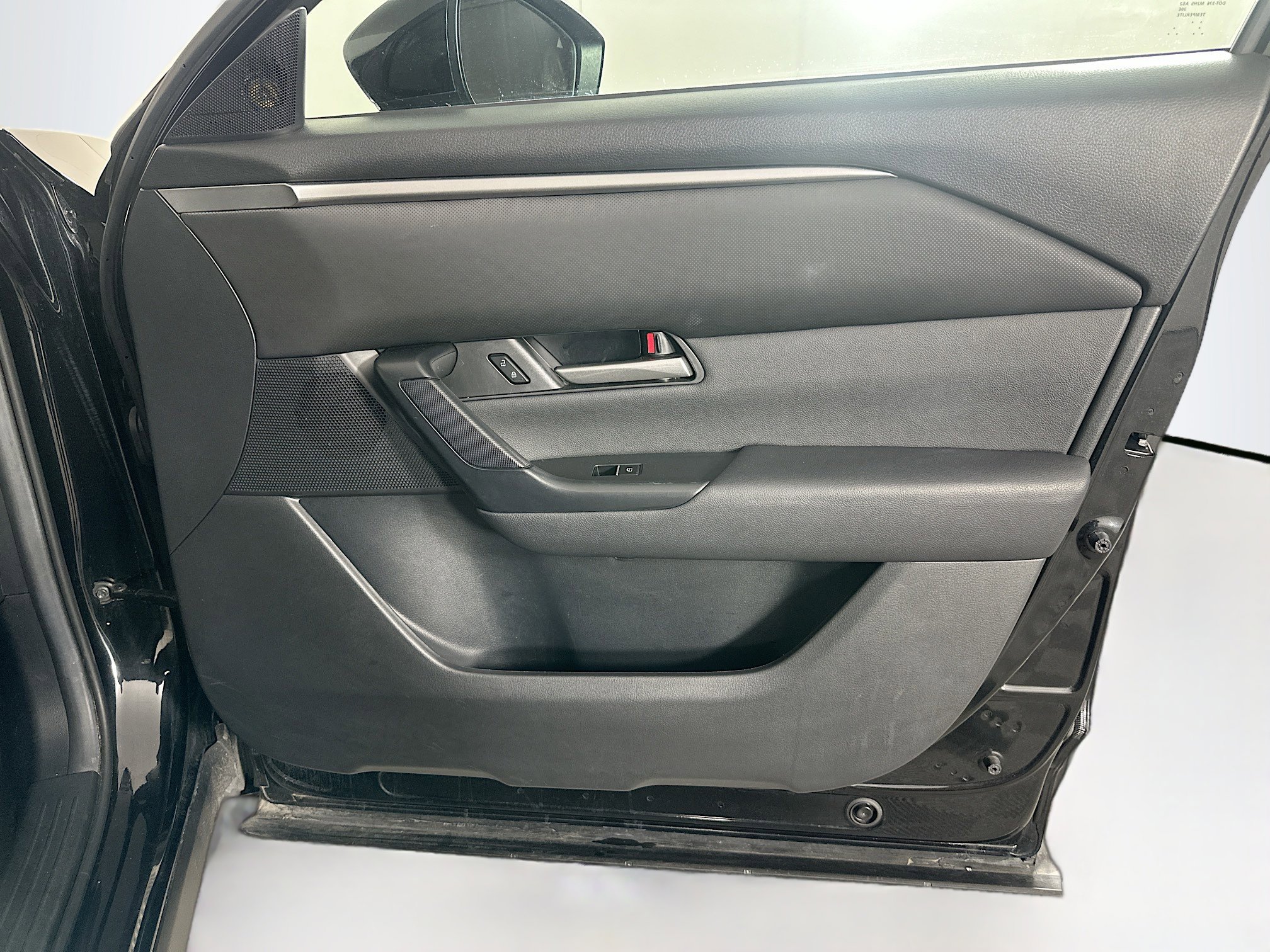 Used 2024 MAZDA CX-50 AWD 2.5 S w/ Preferred Package image 32