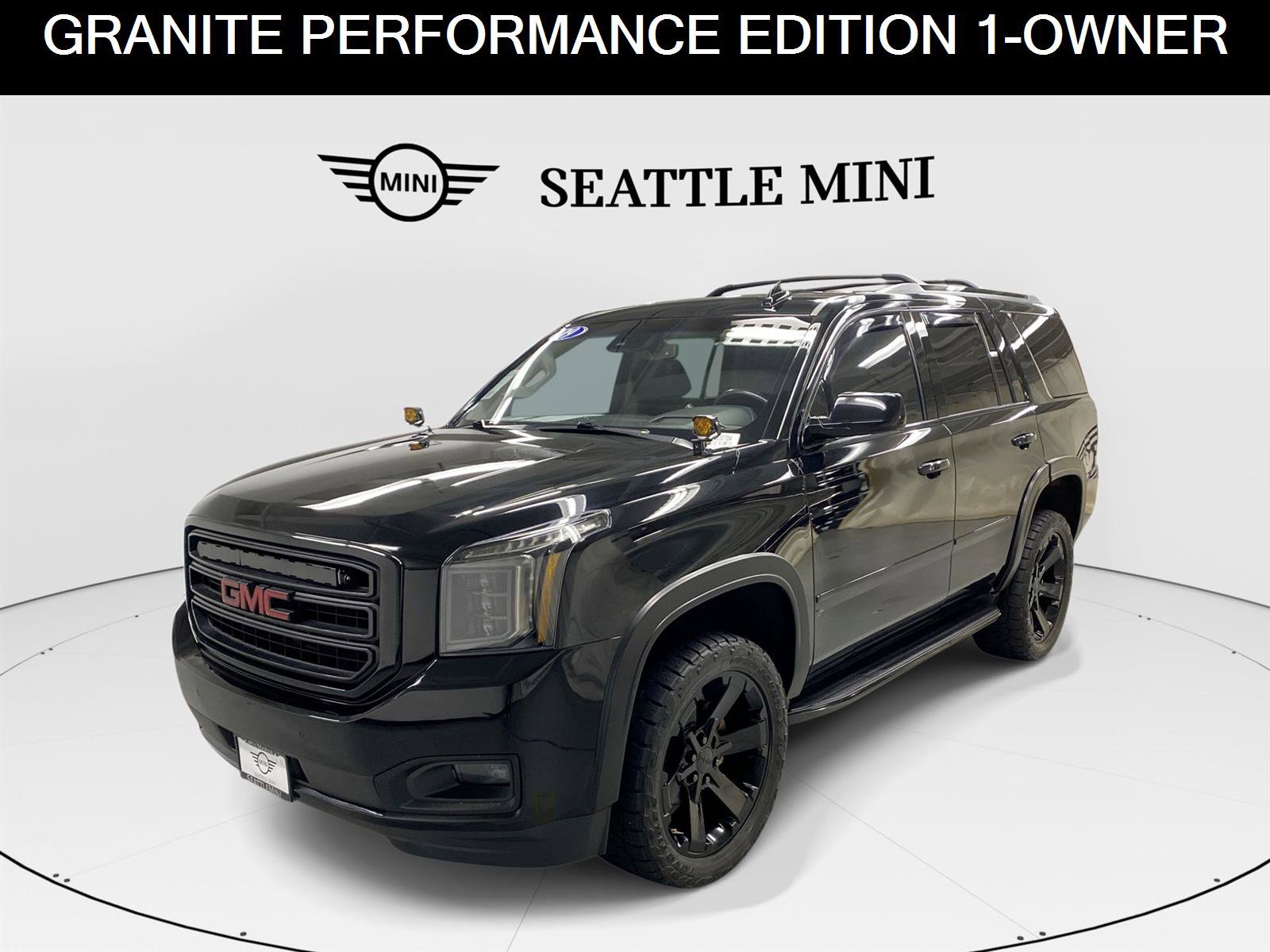 Used 2019 GMC Yukon SLT w/ Graphite Performance Edition image 1