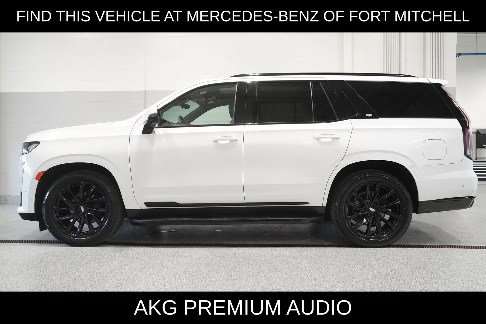 Used 2021 Cadillac Escalade Sport w/ Driver Assist Tech Package AWD/4WD image 3