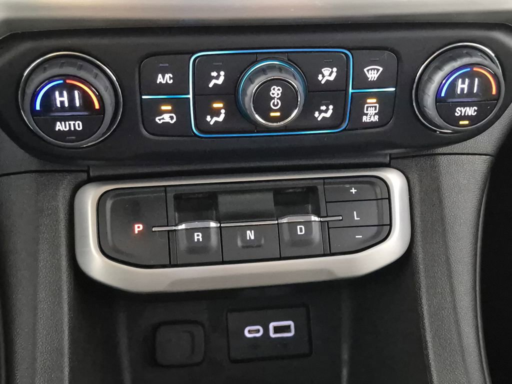 Used 2023 GMC Acadia SLE w/ Driver Convenience Package image 18