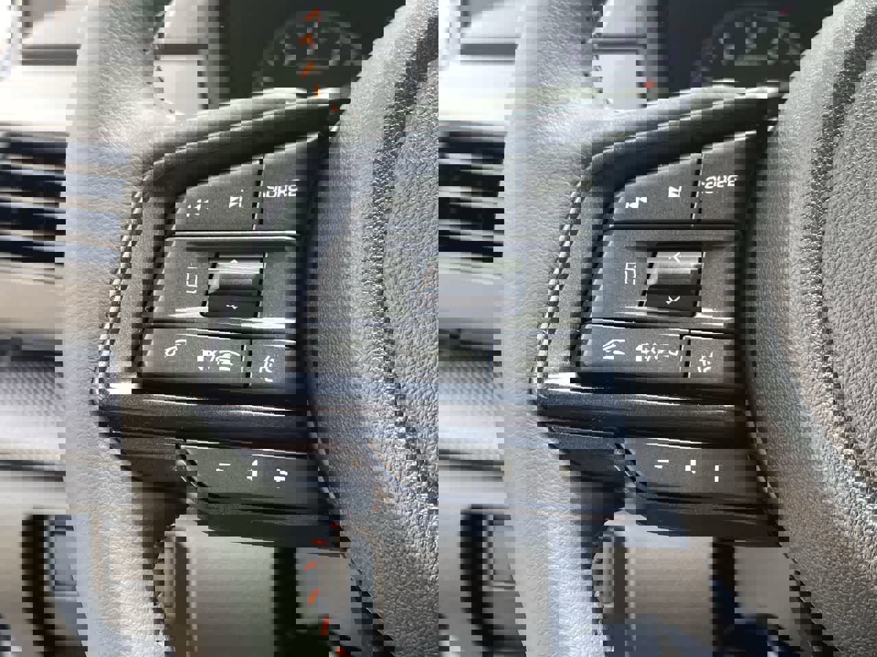 Used 2025 Subaru Crosstrek 2.5i Limited w/ Crosstrek Mirror Package image 23