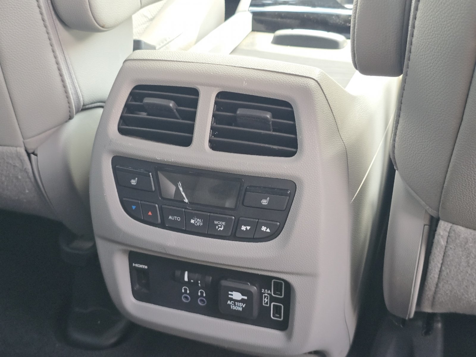 Used 2022 Honda Pilot Elite image 28