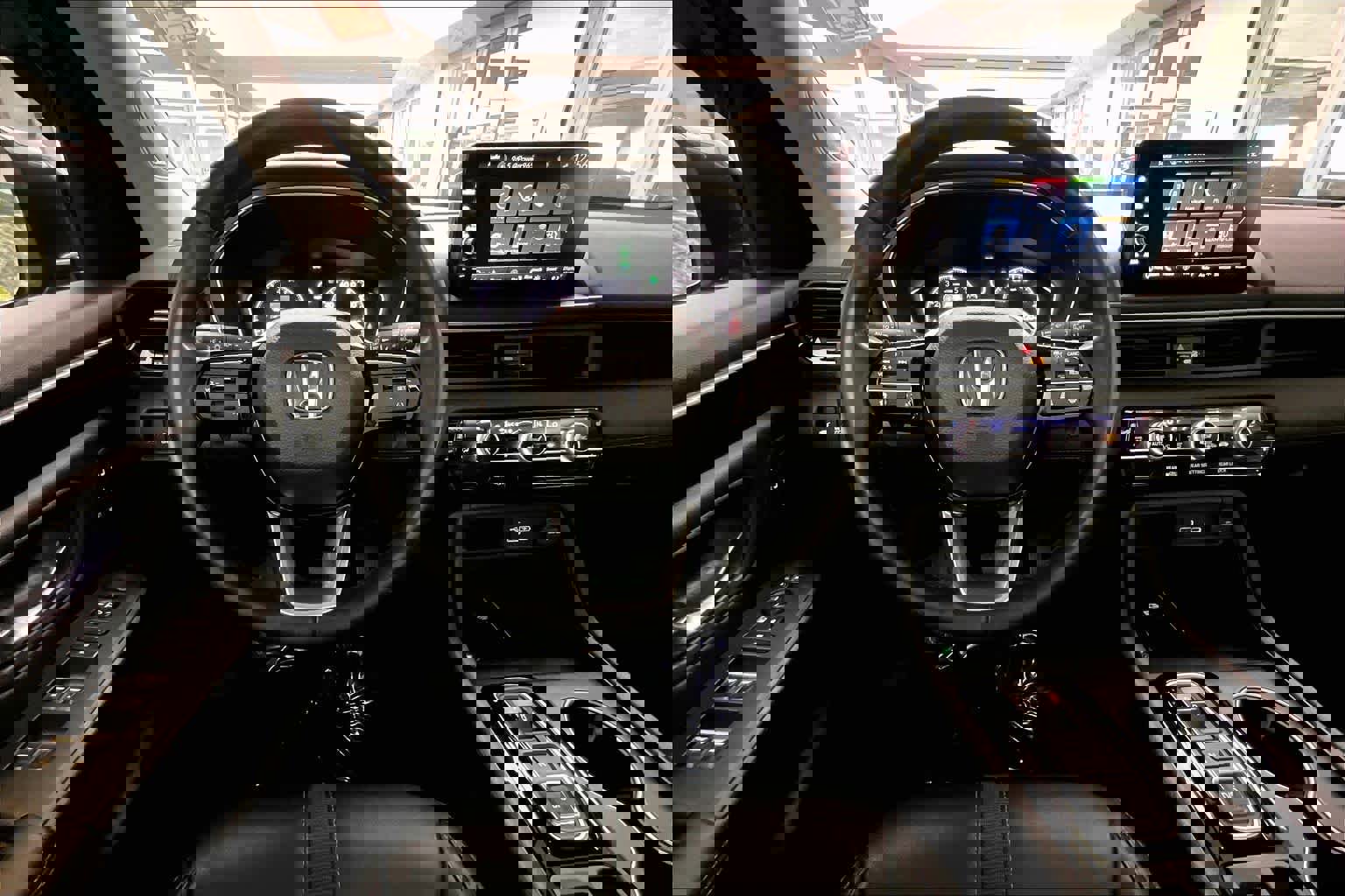 Used 2024 Honda Pilot Touring image 7