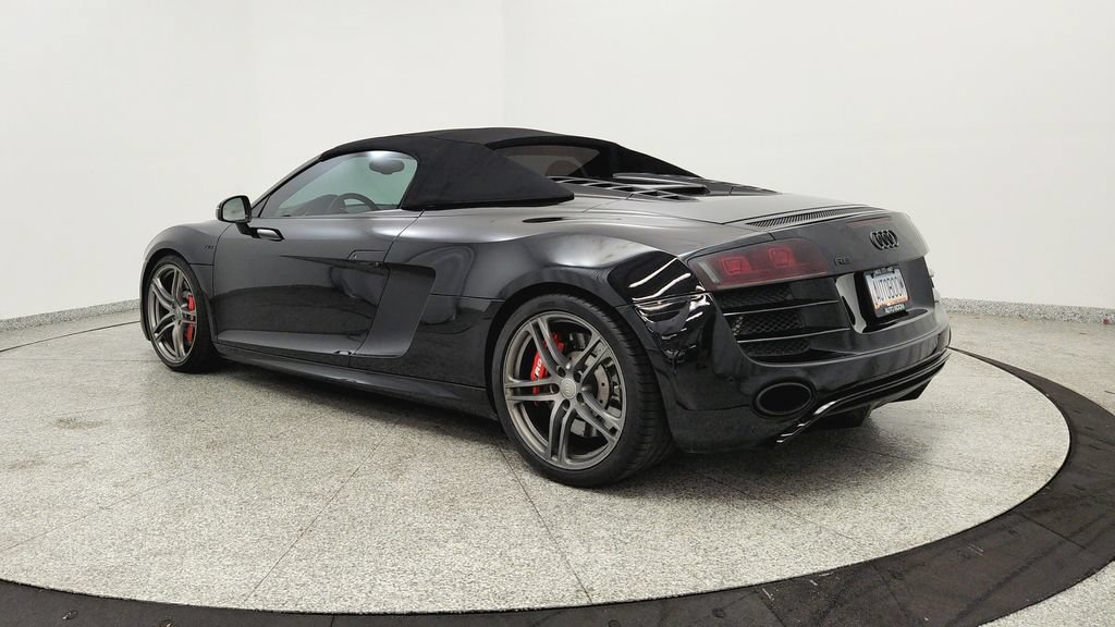 Used 2011 Audi R8 V10 w/ Enhanced Leather Pkg AWD/4WD image 3