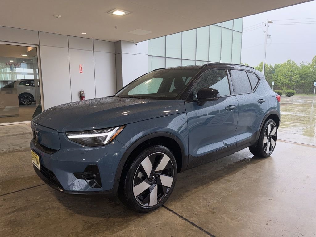 Used 2023 Volvo XC40 Recharge Ultimate