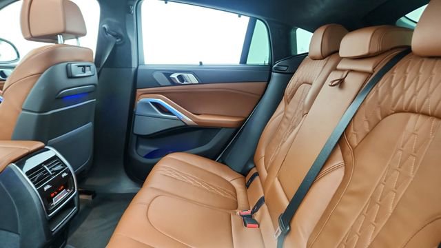 Used 2023 BMW X6 xDrive40i w/ Executive Package image 28