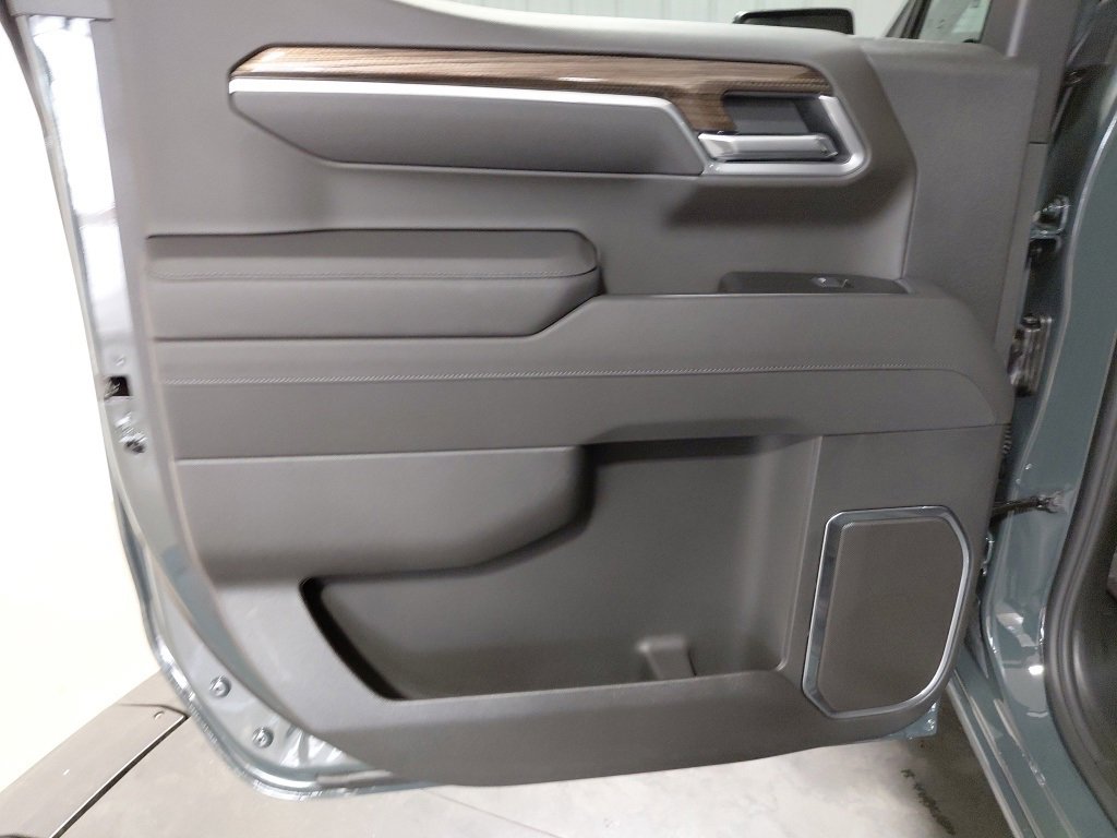 New 2026 Chevrolet Silverado 1500 LT image 17