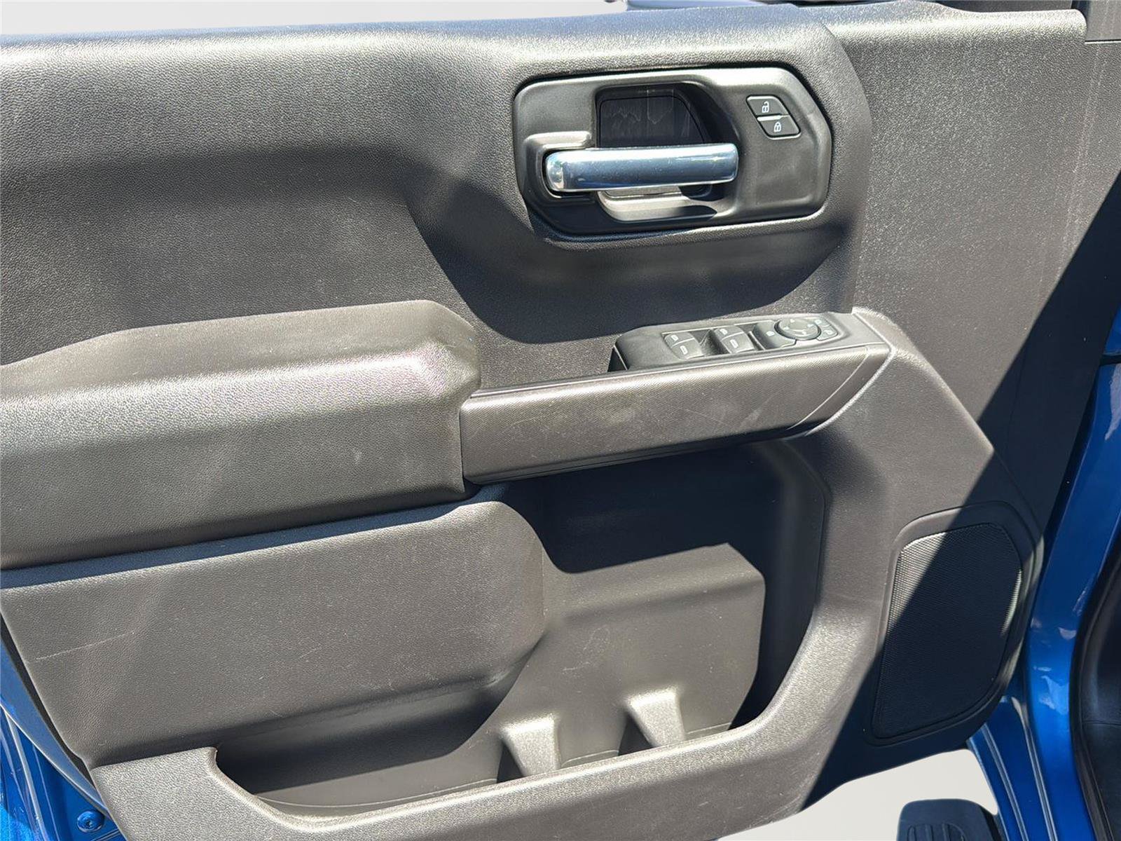 Used 2023 Chevrolet Silverado 1500 Custom AWD/4WD image 14
