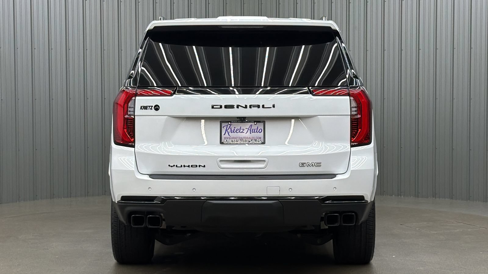 Used 2026 GMC Yukon Denali w/ Sun & Power Step Package AWD/4WD image 4