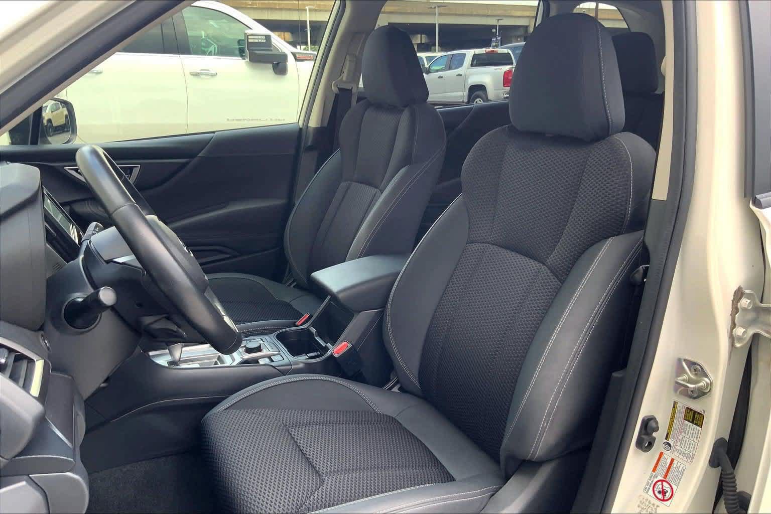 Used 2020 Subaru Forester Premium AWD/4WD image 11