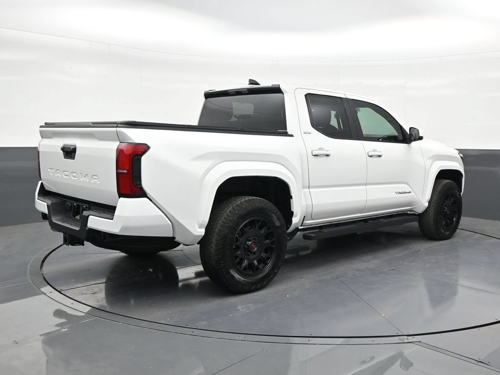 Used 2026 Toyota Tacoma SR5 RWD image 5