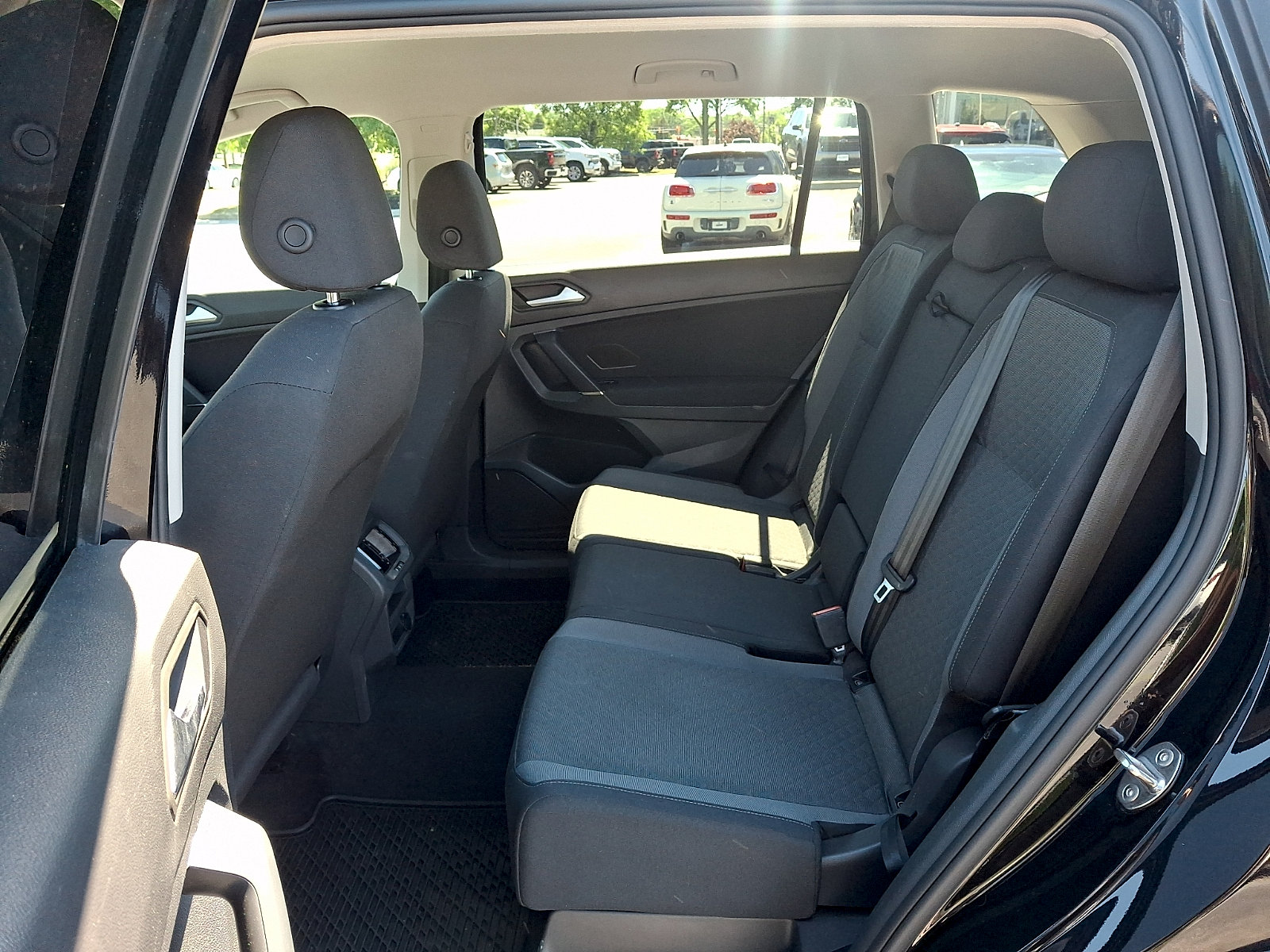 Used 2020 Volkswagen Tiguan S AWD/4WD image 11