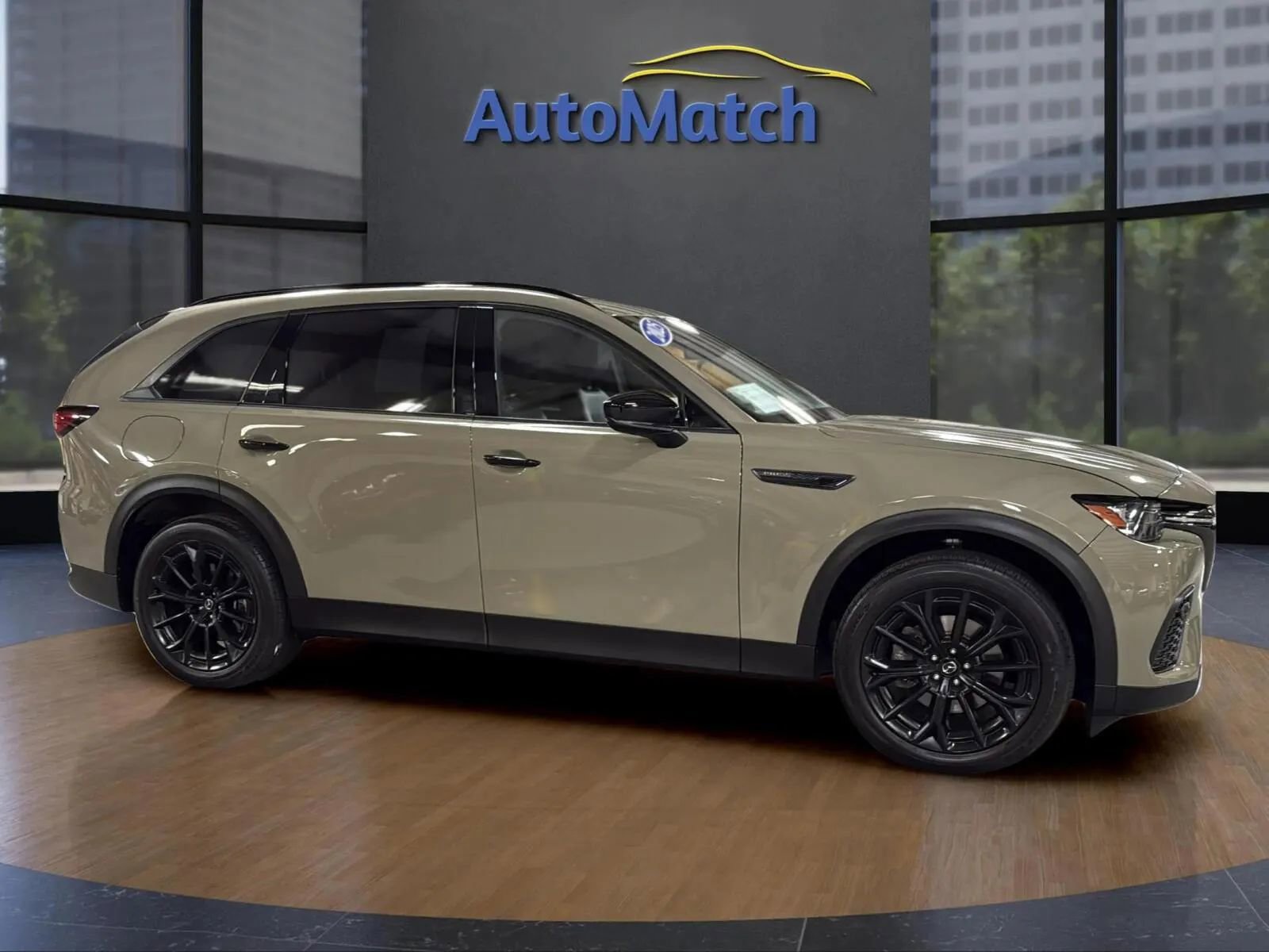 Used 2025 MAZDA CX-70 Plug-In Hybrid w/ Premium Pkg image 13