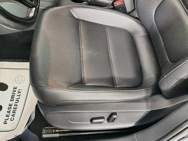 Used 2017 Volkswagen Jetta SEL FWD image 18