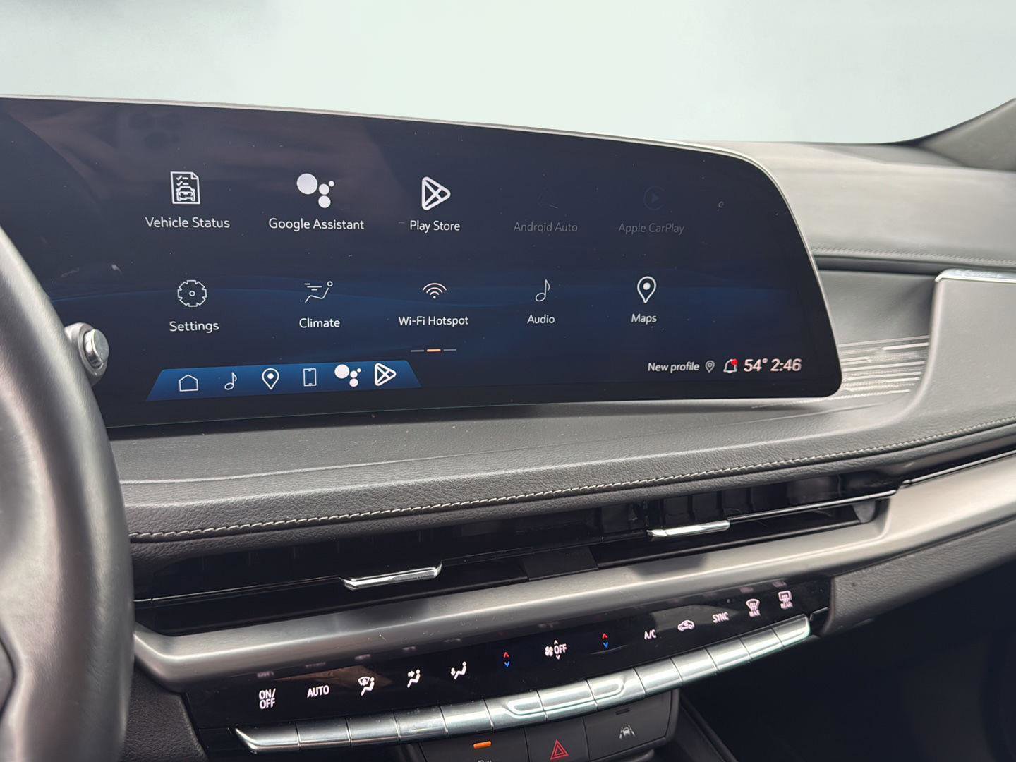 Used 2024 Cadillac XT4 Premium Luxury image 14