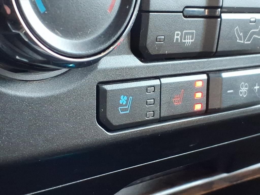 Used 2019 Ford F150 Lariat image 22