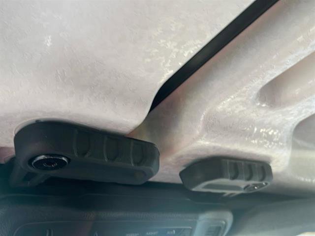 New 2025 Jeep Gladiator Willys image 16