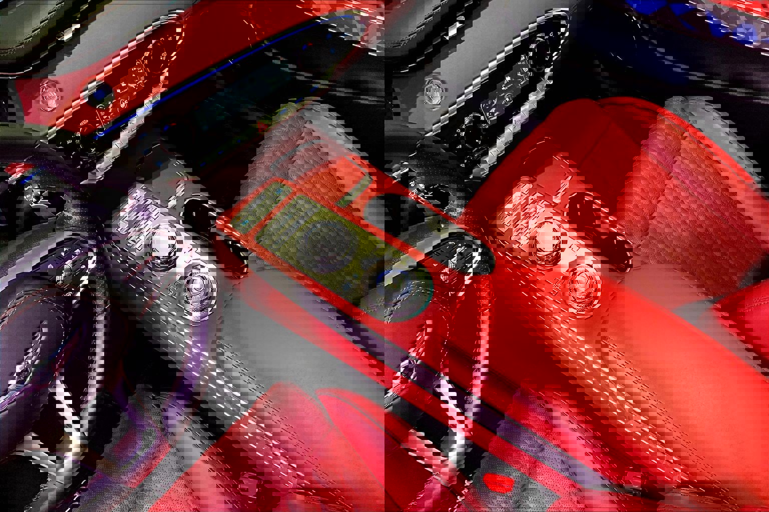 Used 2025 Genesis GV70 3.5T Sport w/ Sport Advanced Package image 18