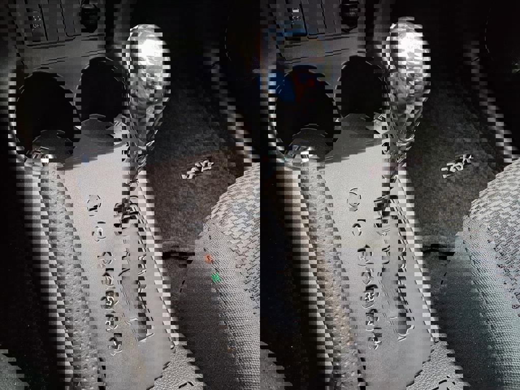 Used 2012 Toyota RAV4 Sport image 20