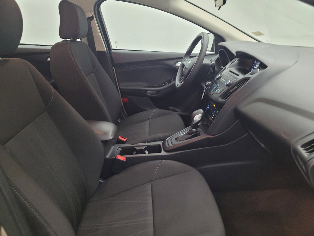 Used 2017 Ford Focus SE image 21