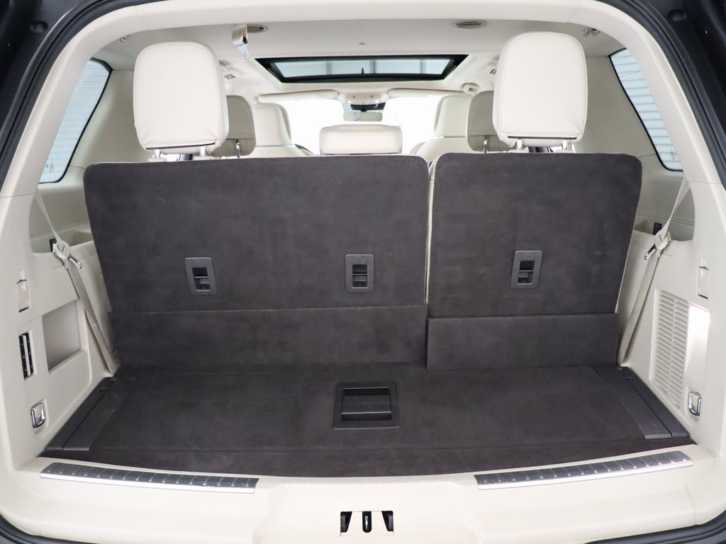 Used 2021 Lincoln Navigator Reserve w/ Luxury Package image 32