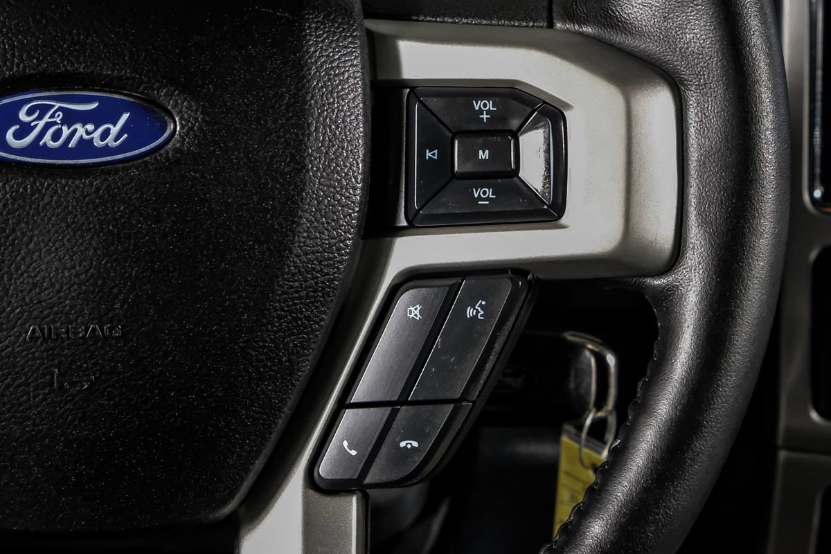 Used 2022 Ford F350 Lariat w/ Lariat Value Package AWD/4WD image 18